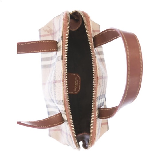 Burberry London - Picture 3 of 11